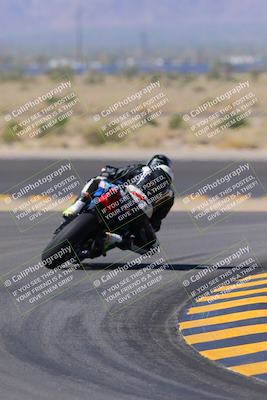 media/Oct-08-2022-SoCal Trackdays (Sat) [[1fc3beec89]]/Turn 11 Backside (1145am)/